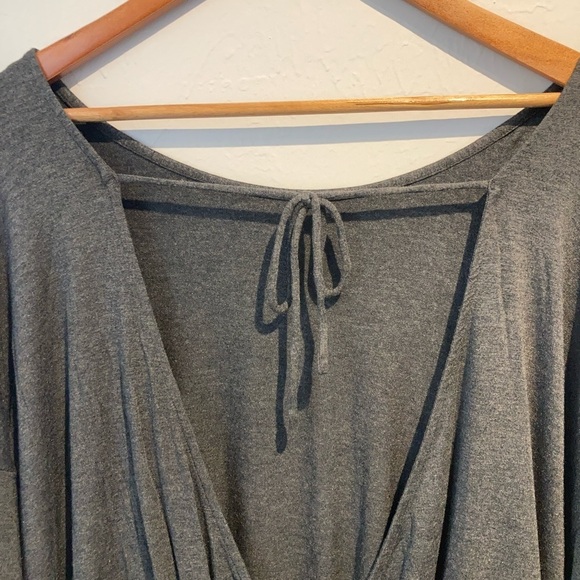 Brand New With Tags JoyLab Gray Crossover Tie Back Top Size XXL - Picture 3 of 8